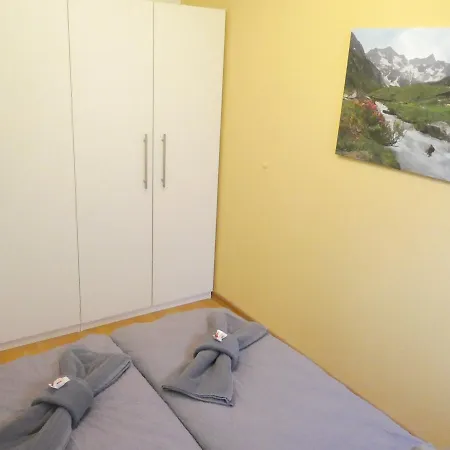 Apartment Ferienwohnungen Hagnau